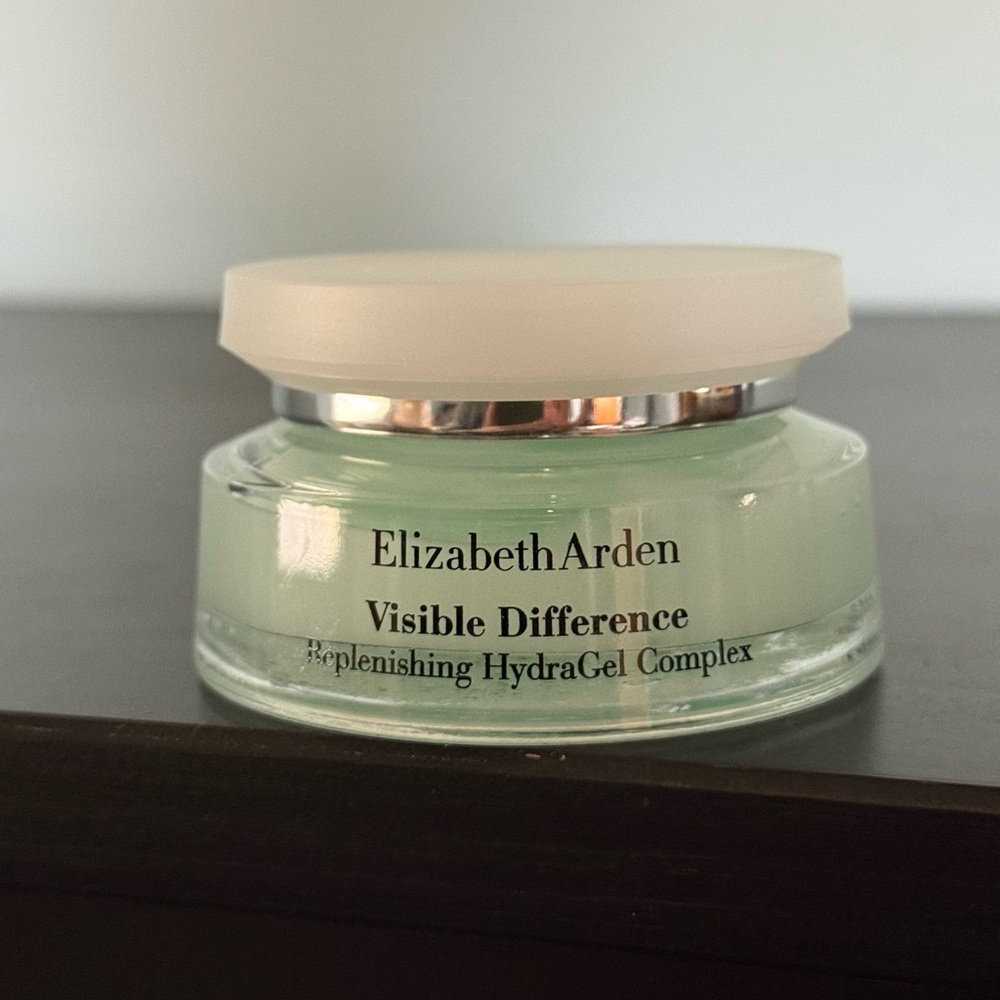Elizabeth Arden Visible Difference Replenishing HydraGel Complex - NEW